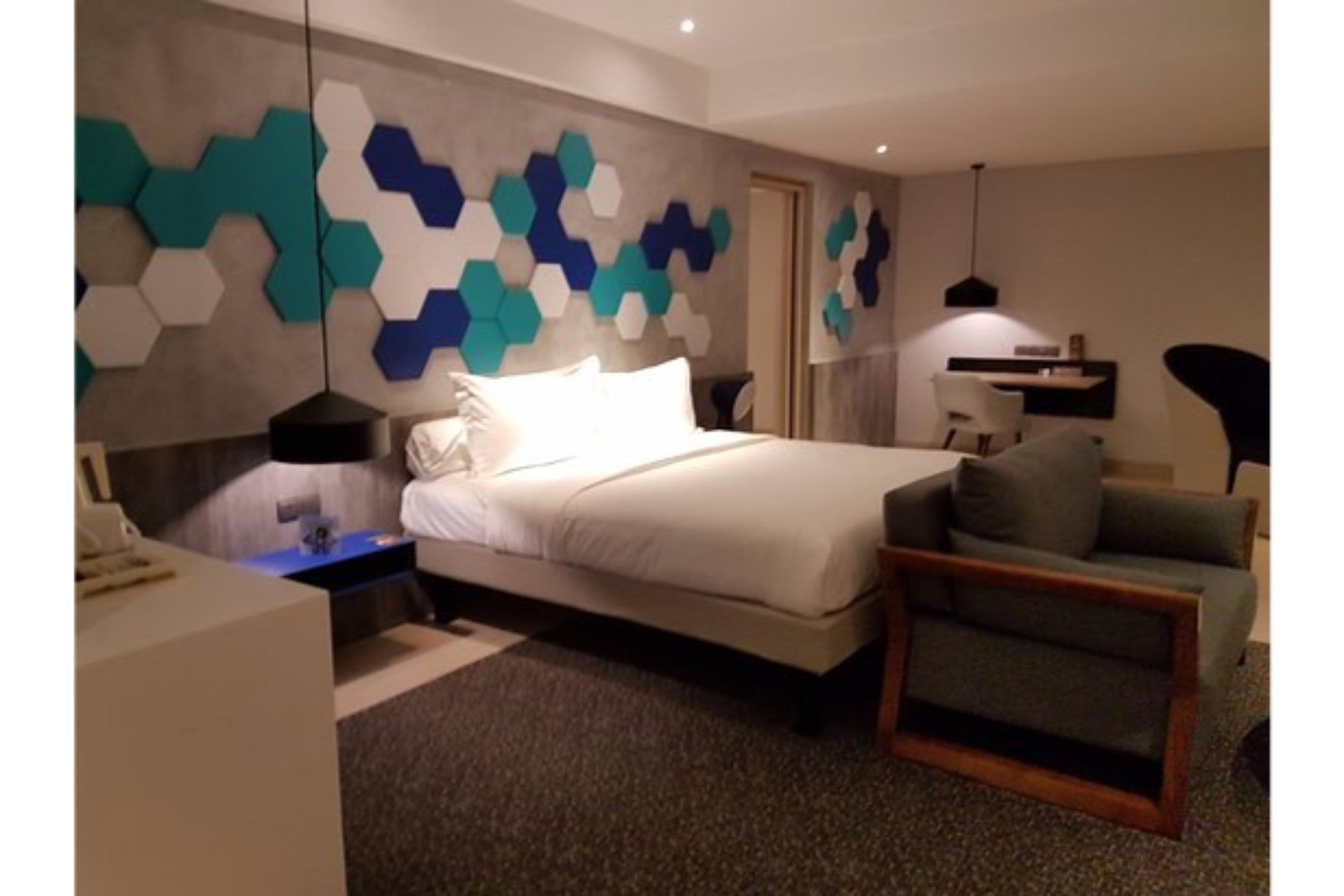 Отель Ibis Styles Batam Нагоя Экстерьер фото