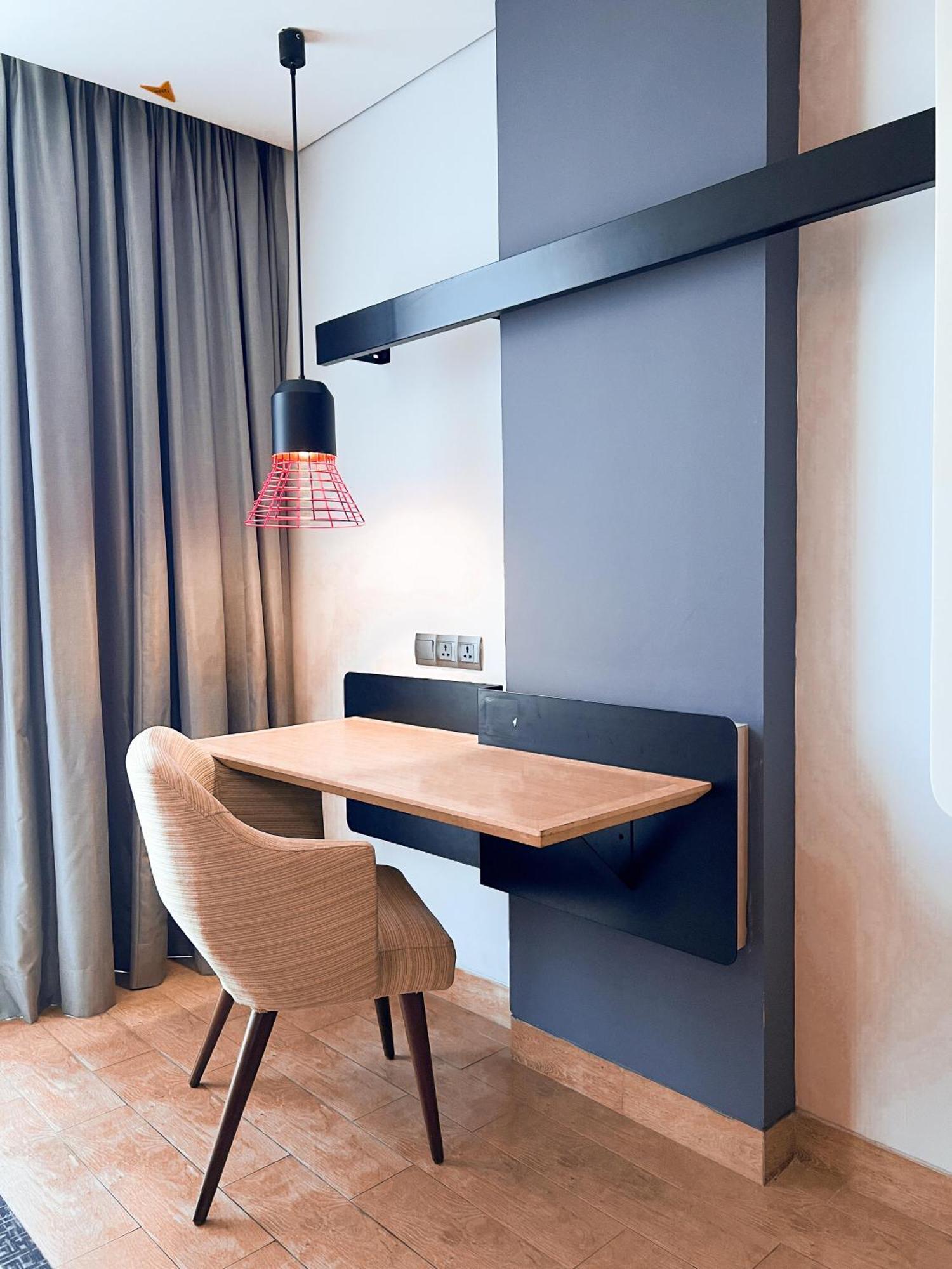 Отель Ibis Styles Batam Нагоя Экстерьер фото
