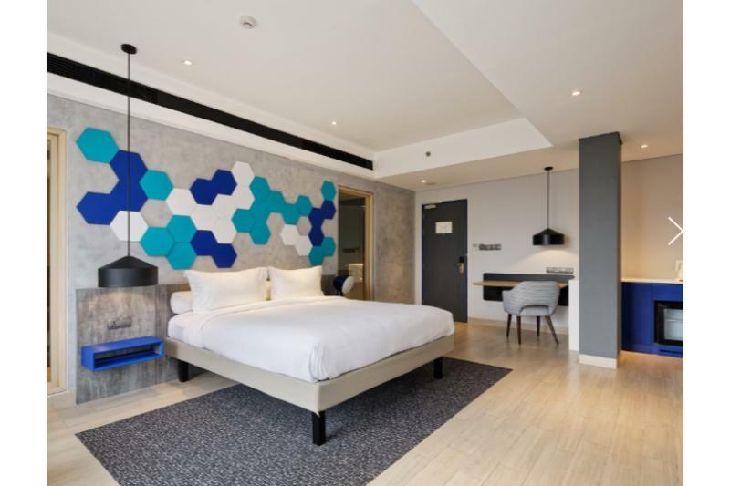 Отель Ibis Styles Batam Нагоя Экстерьер фото